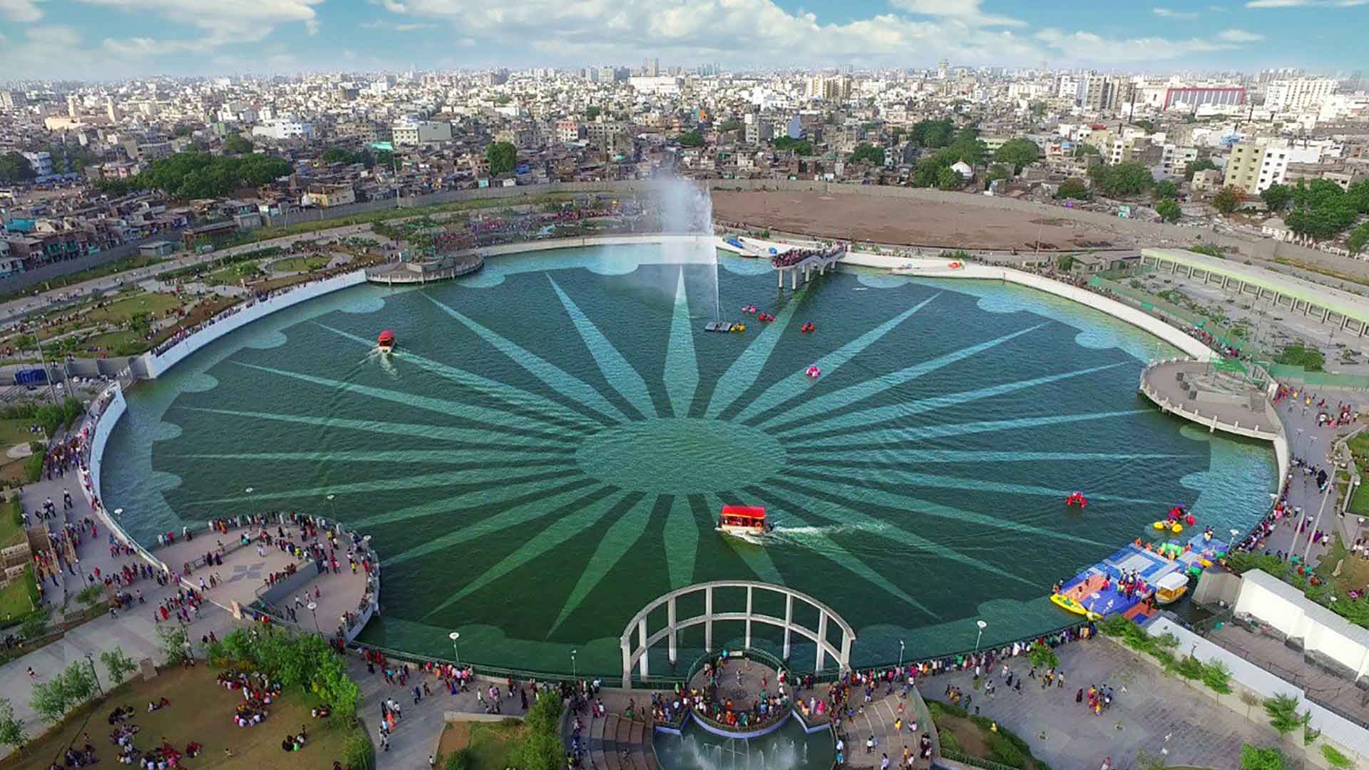 slider-01.jpg?profile=RESIZE_710x